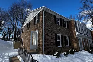 8581 Chester Grove Ct, Springfield, VA 22153 - Photo 1