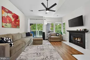 11711 Summerchase Cir, Reston, VA 20194 - Photo 7