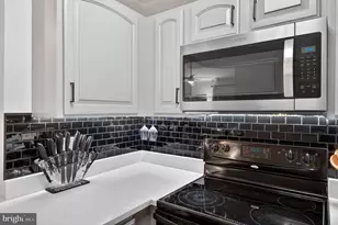 11711 Summerchase Cir, Reston, VA 20194 - Photo 29