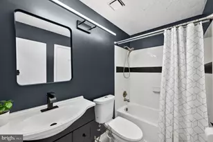 11711 Summerchase Cir, Reston, VA 20194 - Photo 43