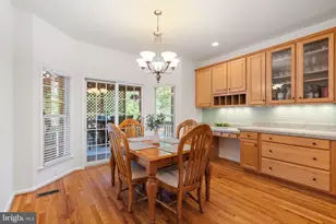 8000 Pohick Rd, Springfield, VA 22153 - Photo 11