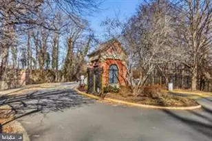 2230 George C Marshall Dr, Falls Church, VA 22043 - Photo 5