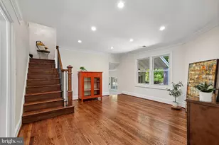 11341 Crescent Dr, Fairfax, VA 22030 - Photo 7