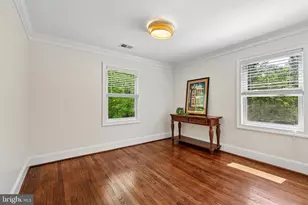11341 Crescent Dr, Fairfax, VA 22030 - Photo 11
