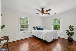 11341 Crescent Dr, Fairfax, VA 22030 - Photo 9
