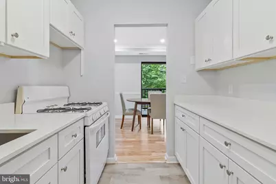 2754 Hollywood Road #54/102, Falls Church, VA 22043 - Photo 13
