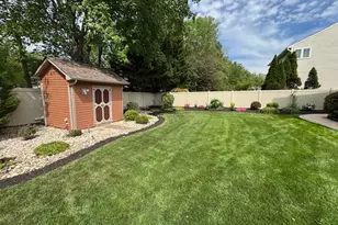 2304 Lakeshire Dr, Alexandria, VA 22308 - Photo 5