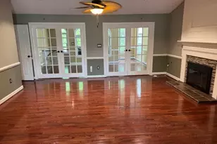 2304 Lakeshire Dr, Alexandria, VA 22308 - Photo 17
