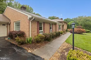 10205 Old Hunt Rd, Vienna, VA 22181 - Photo 17