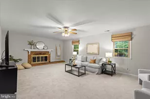 10205 Old Hunt Rd, Vienna, VA 22181 - Photo 15
