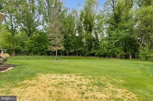 10205 Old Hunt Rd, Vienna, VA 22181 - Photo 57