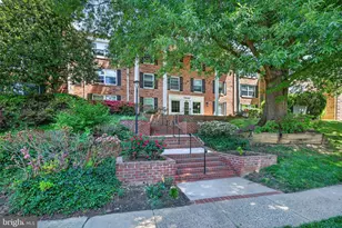 7640 Tremayne Pl, McLean, VA 22102 - Photo 1
