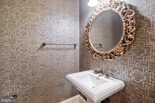 6878 Frase Dr, Falls Church, VA 22043 - Photo 23