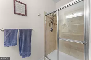 3160 John Glenn St, Herndon, VA 20171 - Photo 37