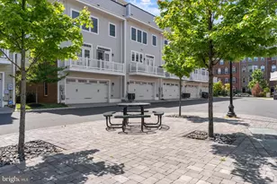 3160 John Glenn St, Herndon, VA 20171 - Photo 39