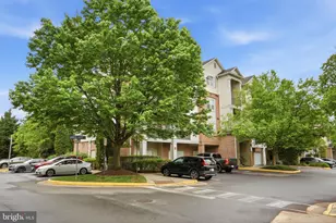12148 Garden Grove Cir, Fairfax, VA 22030 - Photo 25