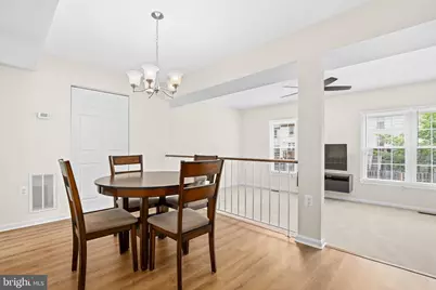 5428 New London Park Drive, Fairfax, VA 22032 - Photo 11