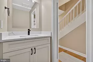 2497 Freetown Dr, Reston, VA 20191 - Photo 33