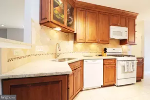 5133 Castle Harbor Way, Centreville, VA 20120 - Photo 7