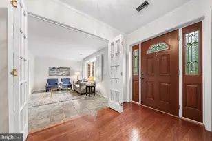 10305 Collingham Dr, Fairfax, VA 22032 - Photo 5