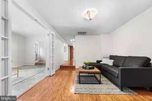 10305 Collingham Dr, Fairfax, VA 22032 - Photo 11