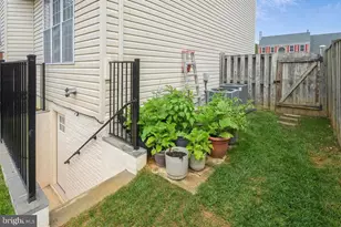 6136 Deer Ridge Trail, Springfield, VA 22150 - Photo 9