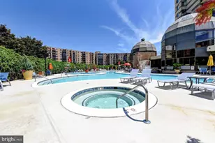 8370 Greensboro Dr, McLean, VA 22102 - Photo 33