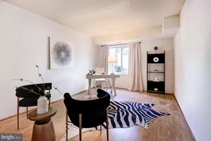 8370 Greensboro Dr, McLean, VA 22102 - Photo 21