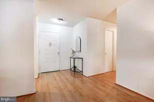 8370 Greensboro Dr, McLean, VA 22102 - Photo 5
