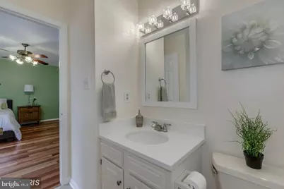 5820 Silchester Street, Burke, VA 22015 - Photo 29