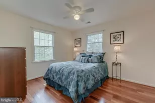 5820 Silchester St, Burke, VA 22015 - Photo 31