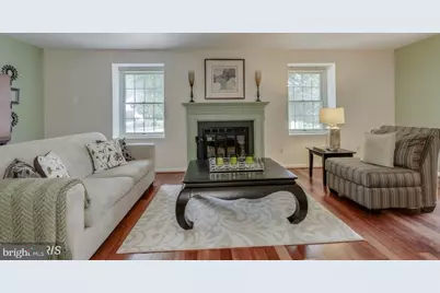5820 Silchester Street, Burke, VA 22015 - Photo 7
