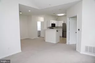14302 Rosy Ln, Centreville, VA 20121 - Photo 5