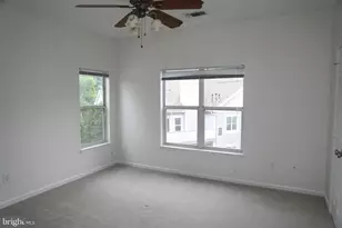 14302 Rosy Ln, Centreville, VA 20121 - Photo 13