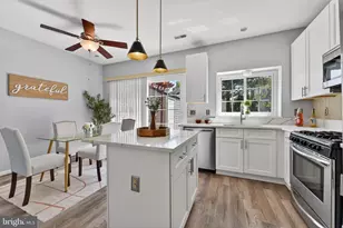 13609 Kristin Pl, Herndon, VA 20171 - Photo 9