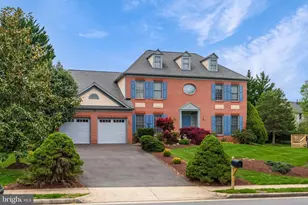 5501 Ashleigh Rd, Fairfax, VA 22030 - Photo 3
