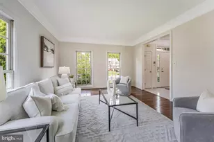 5501 Ashleigh Rd, Fairfax, VA 22030 - Photo 11