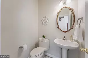 5501 Ashleigh Rd, Fairfax, VA 22030 - Photo 37