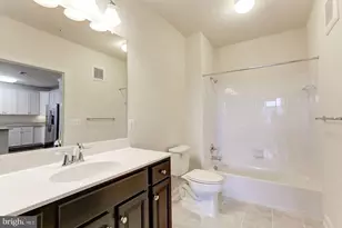 13740 Endeavour Dr, Herndon, VA 20171 - Photo 19