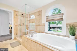 2910 Gray St, Oakton, VA 22124 - Photo 23