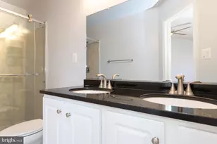 2011 Pieris Ct, Vienna, VA 22182 - Photo 35