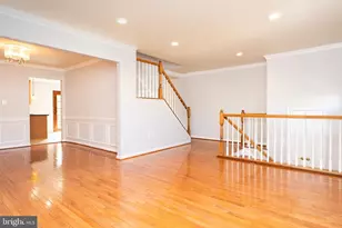2011 Pieris Ct, Vienna, VA 22182 - Photo 3