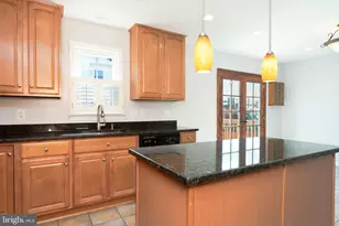 2011 Pieris Ct, Vienna, VA 22182 - Photo 13