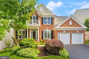 8166 Douglas Fir Dr, Lorton, VA 22079 - Photo 5