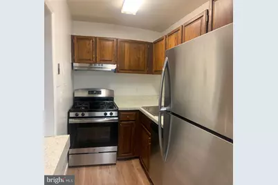 6001 Arlington Boulevard #903, Falls Church, VA 22044 - Photo 3