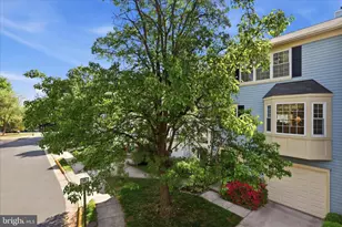 6013 Keble Dr, Alexandria, VA 22315 - Photo 3
