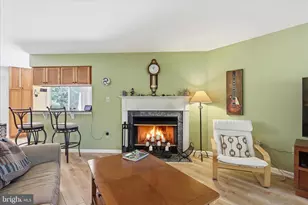 6013 Keble Dr, Alexandria, VA 22315 - Photo 7