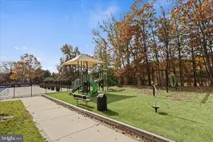 6013 Keble Dr, Alexandria, VA 22315 - Photo 53