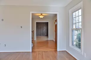 5423 Rilian Ct, Burke, VA 22015 - Photo 13