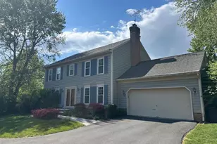 5423 Rilian Ct, Burke, VA 22015 - Photo 3